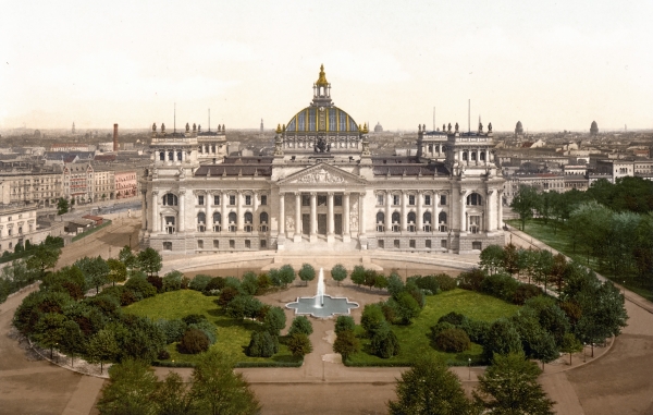 Reichstag im Kaiserreich und während der Weimarer Republik Reichstag im Kaiserreich und während der Weimarer Republik